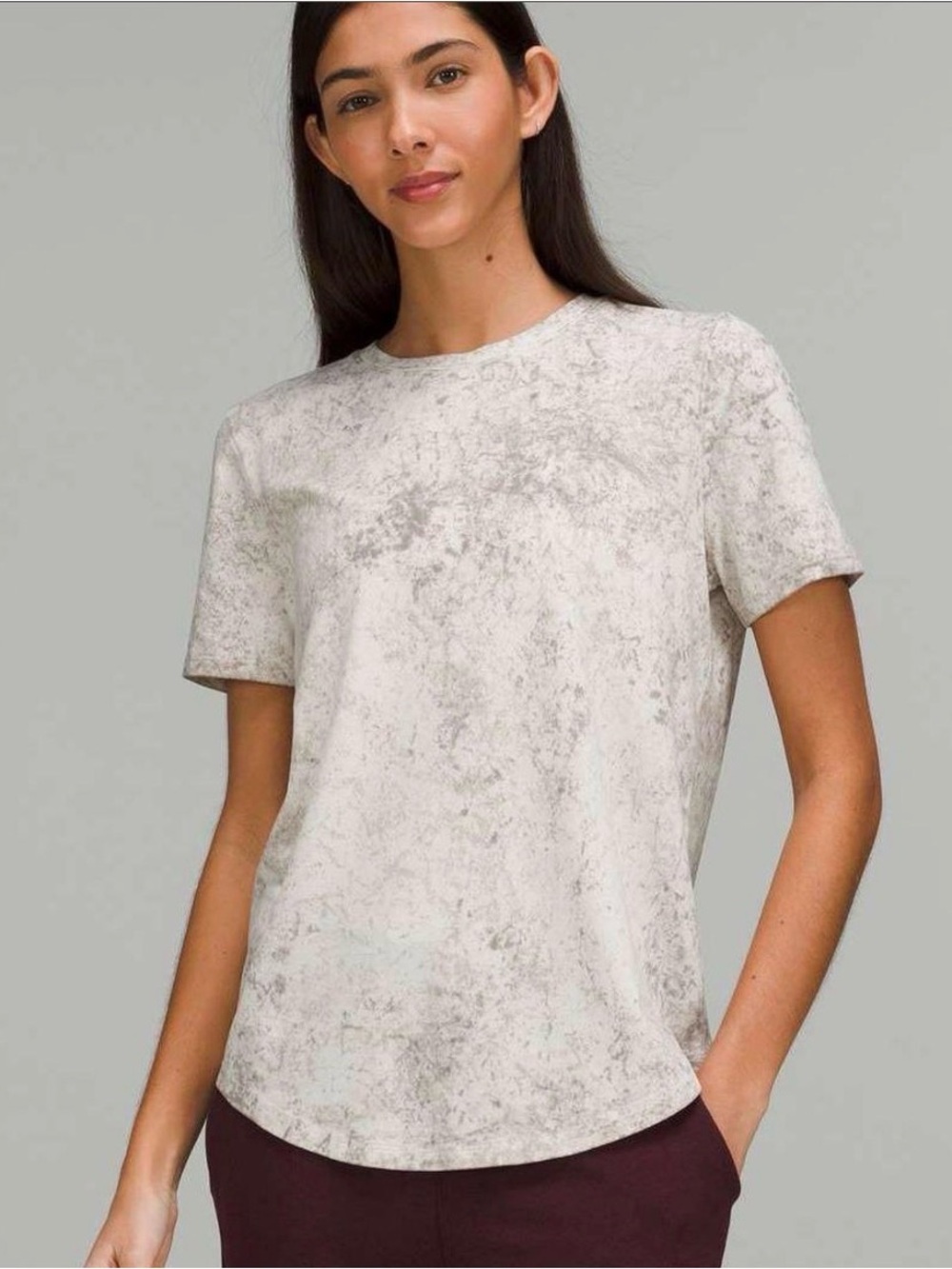 lululemon athletica Short-Sleeve Crew Tee in Heathered Light Gray
